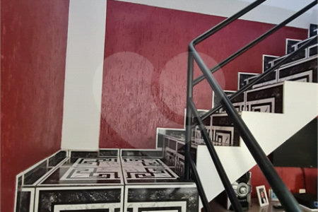 Casa à venda com 5 quartos em Ivoturucaia, Jundiaí, SP