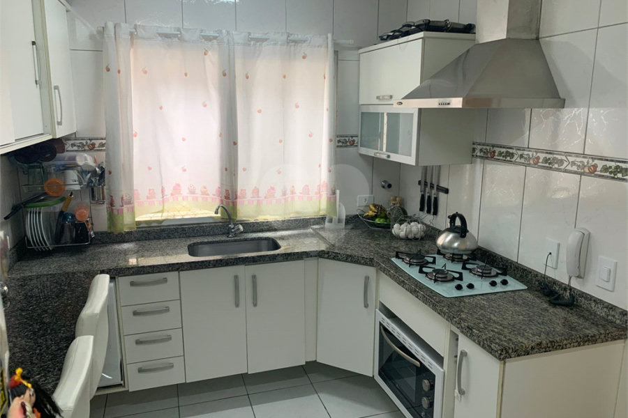 Casa à venda com 2 quartos, sendo 1 suíte, no condomínio Da Chácara, São Paulo - SP