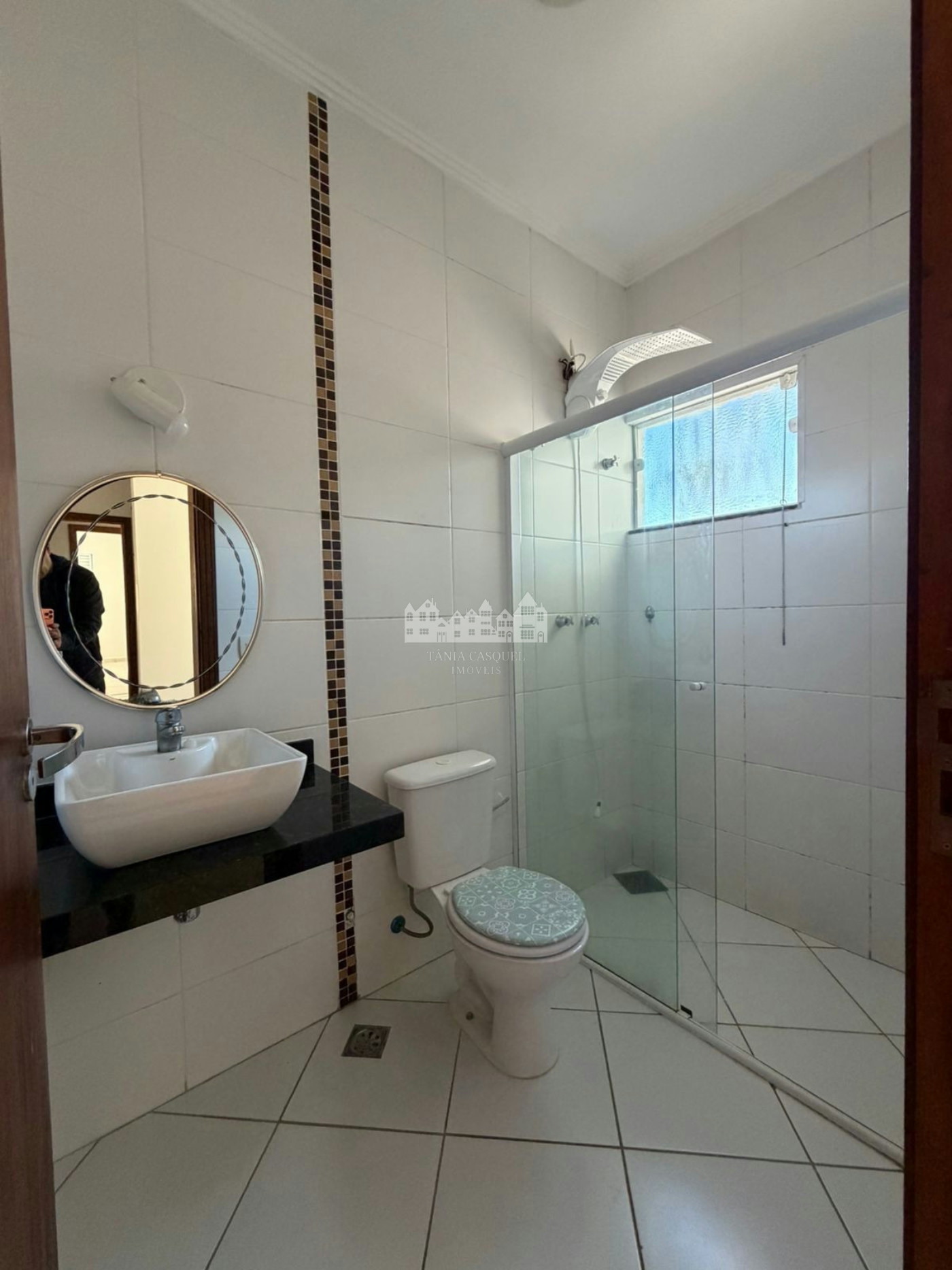 Casa à venda com 3 quartos, sendo 1 suíte, no condomínio Bella Vita, Atibaia - SP