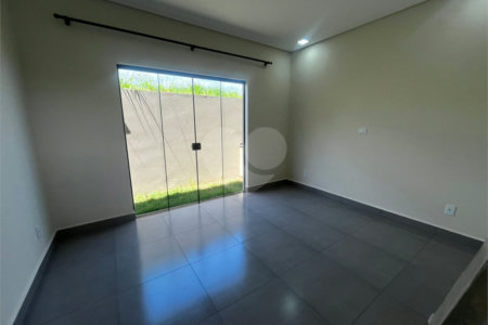 Casa à venda com 3 suítes em Terras de Santa Cristina Xiii Setor Marina, Paranapanema, SP