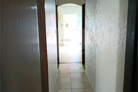 Casa à venda com 4 quartos, sendo 2 suítes,  em Vila Rei, Mogi das Cruzes, SP
