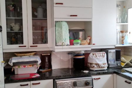 Sobrado à venda com 5 suítes em Jardim Armênia, Mogi das Cruzes, SP