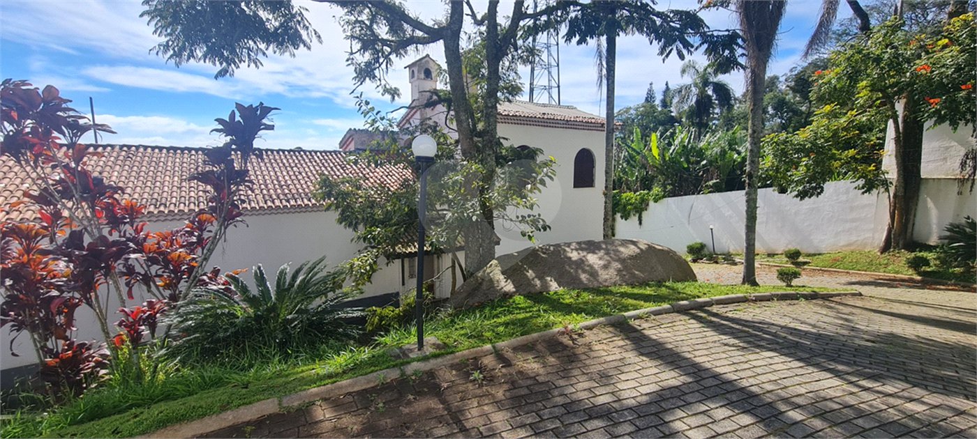 Casa à venda com 5 suítes em Roseira, Mairiporã, SP