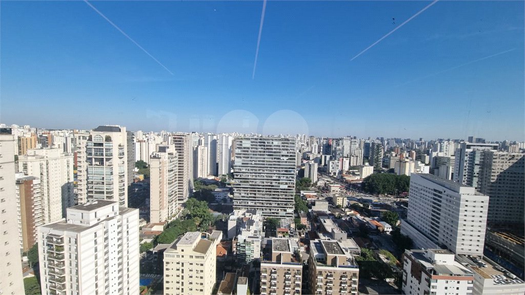 Apartamento à venda com 1 quarto em Vila Nova Conceição, São Paulo, SP
