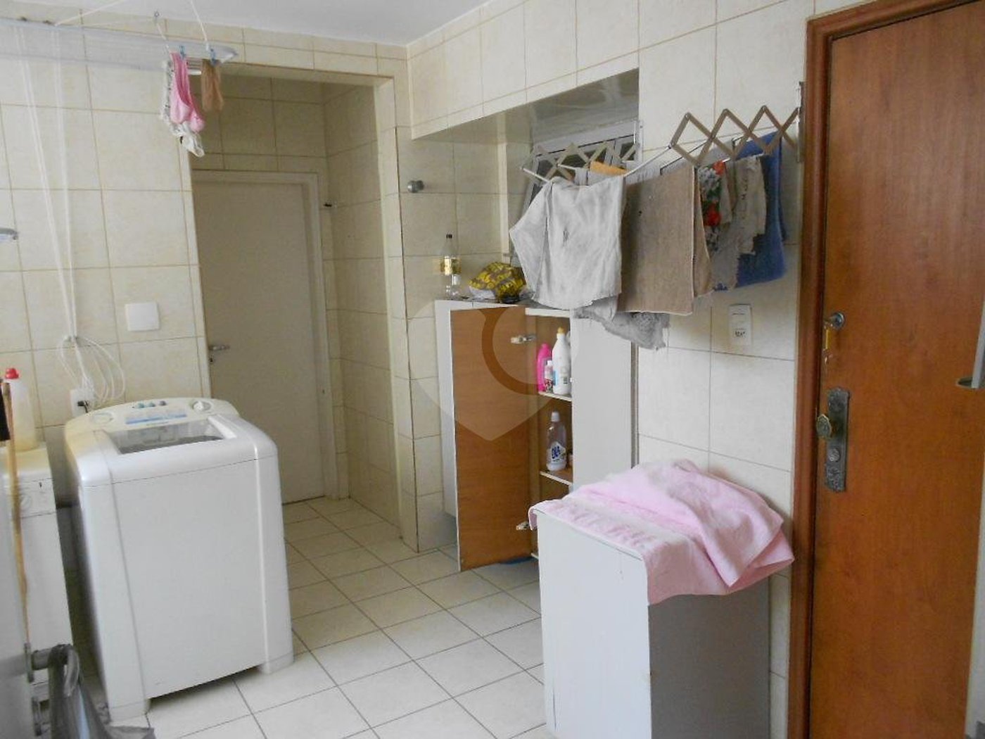 Apartamento à venda com 3 quartos, sendo 1 suíte,  em Santa Cecília, São Paulo, SP
