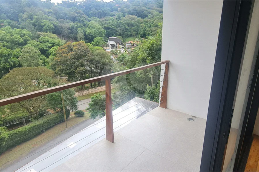 Casa à venda com 3 suítes no condomínio Alpes da Cantareira, Mairiporã - SP