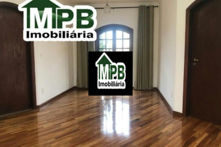 Sobrado à venda com 4 quartos, sendo 2 suítes, em Jardim Pagliato, Sorocaba, SP