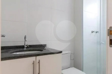 Apartamento à venda com 2 quartos em Cambuci, São Paulo, SP