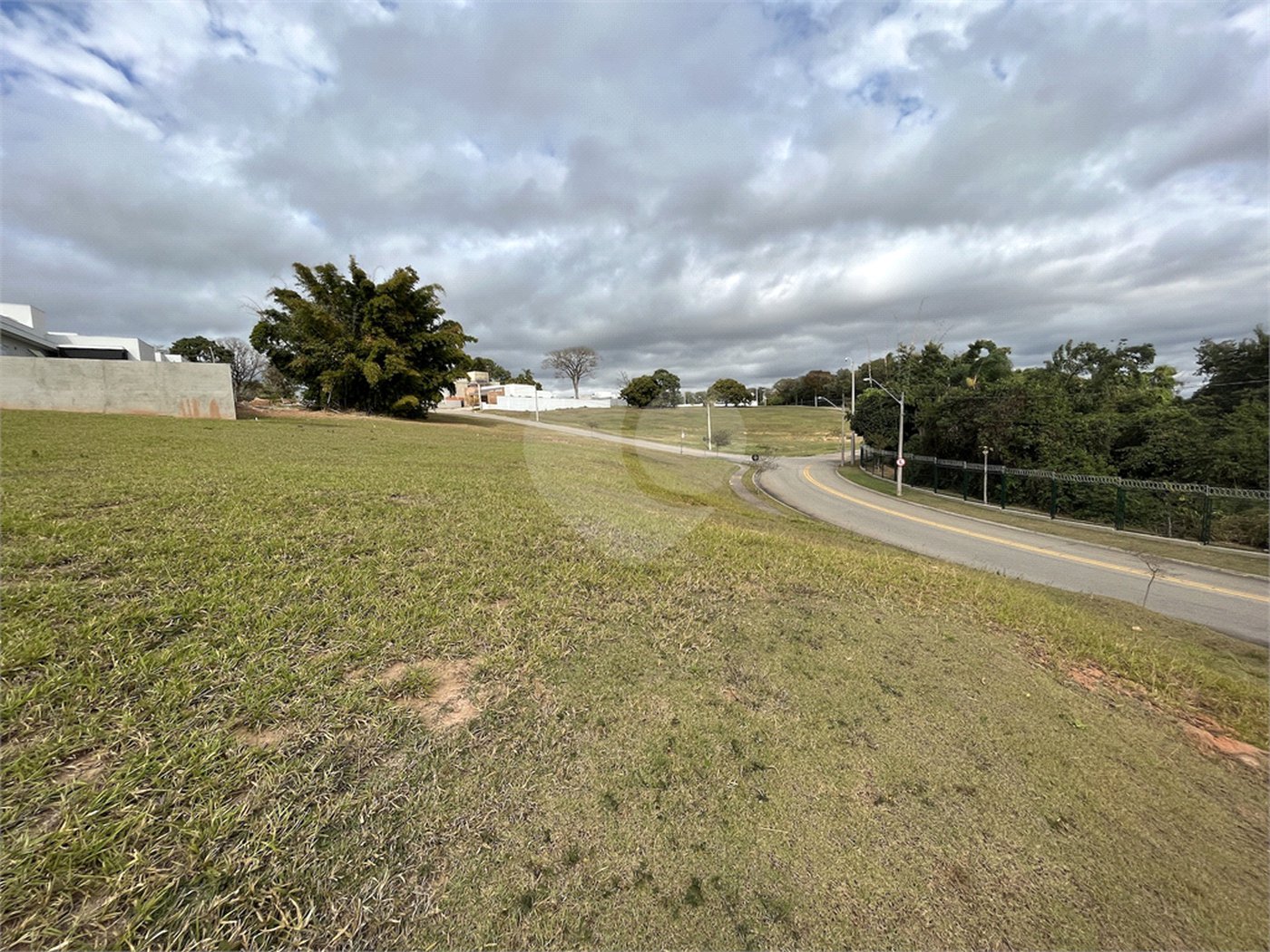 Terreno à venda no condomínio Fazenda Jequitibá, Sorocaba - SP