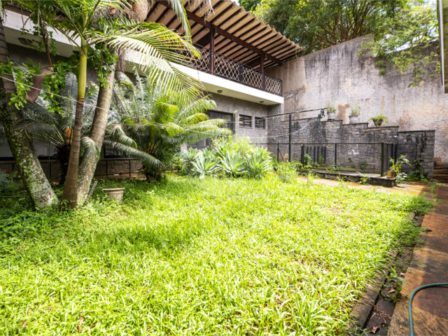 Casa Térrea à venda com 4 quartos, sendo 2 suítes,  em Brooklin Velho, São Paulo, SP