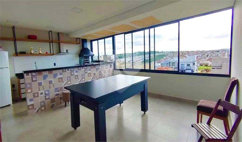 Casa à venda com 4 quartos, sendo 2 suítes, no condomínio Horto Florestal Villagio, Sorocaba - SP