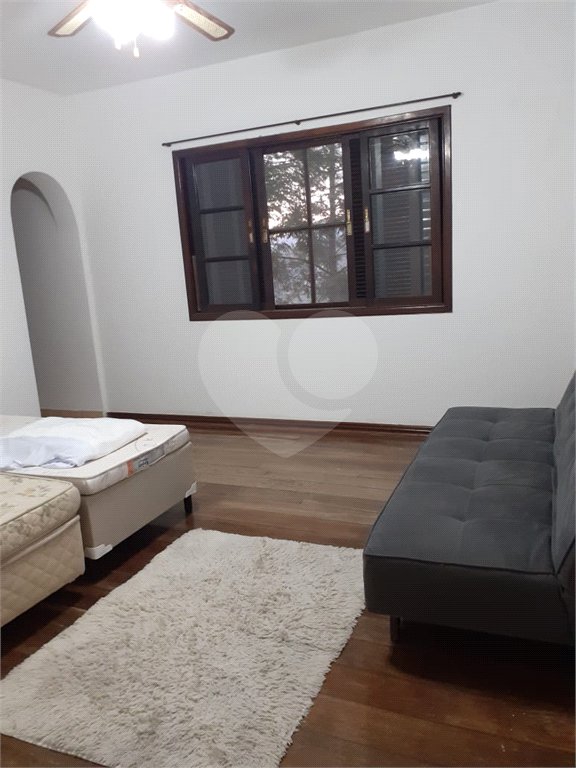 Casa à venda com 8 quartos, sendo 2 suítes, em Serra da Cantareira, Mairiporã, SP