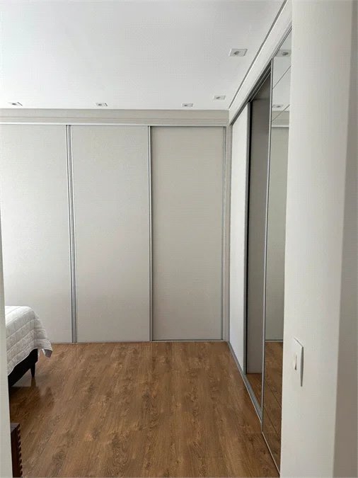 Apartamento à venda com 3 suítes em Vila Suzana, São Paulo, SP