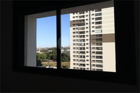 Apartamento à venda com 3 quartos, sendo 1 suíte, em Vila Anastácio, São Paulo, SP