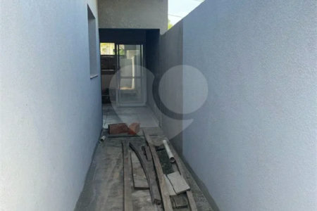 Casa à venda com 3 quartos, sendo 1 suíte,  em Parque Olívio Franceschini, Hortolândia, SP