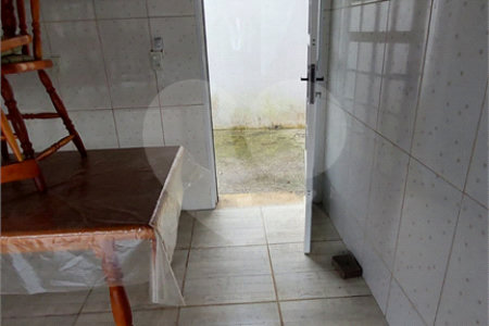 Casa à venda com 3 quartos, sendo 2 suítes, no Centro, Bom Jesus dos Perdões, SP