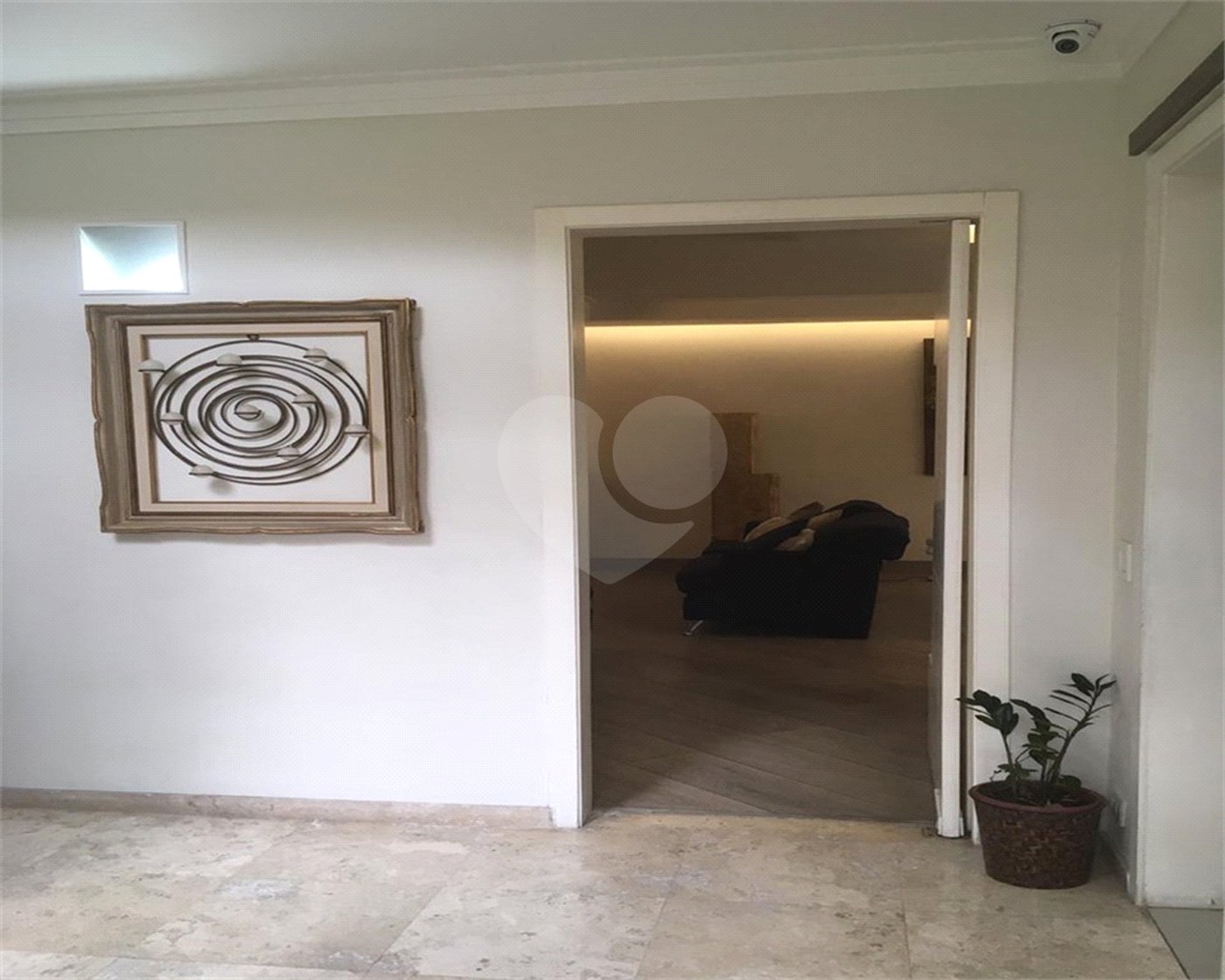 Sobrado à venda com 4 quartos, sendo 3 suítes, em Brooklin, São Paulo, SP