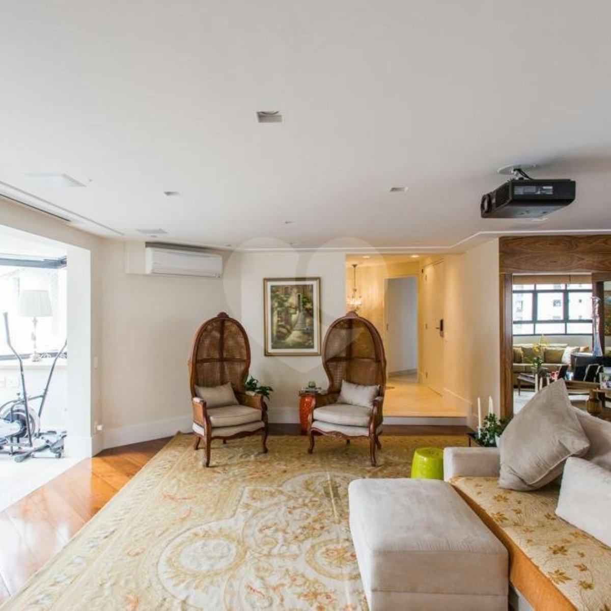 Apartamento à venda com 3 suítes em Campo Belo, São Paulo, SP