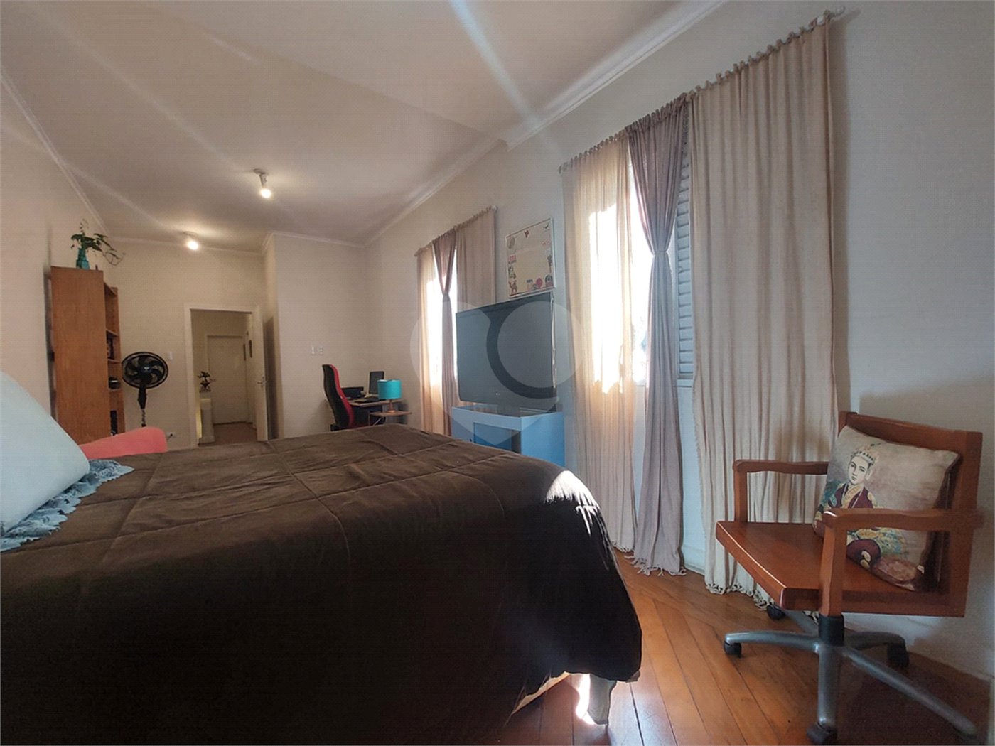 Sobrado à venda com 3 quartos, sendo 2 suítes, em Vila Pompéia, São Paulo, SP