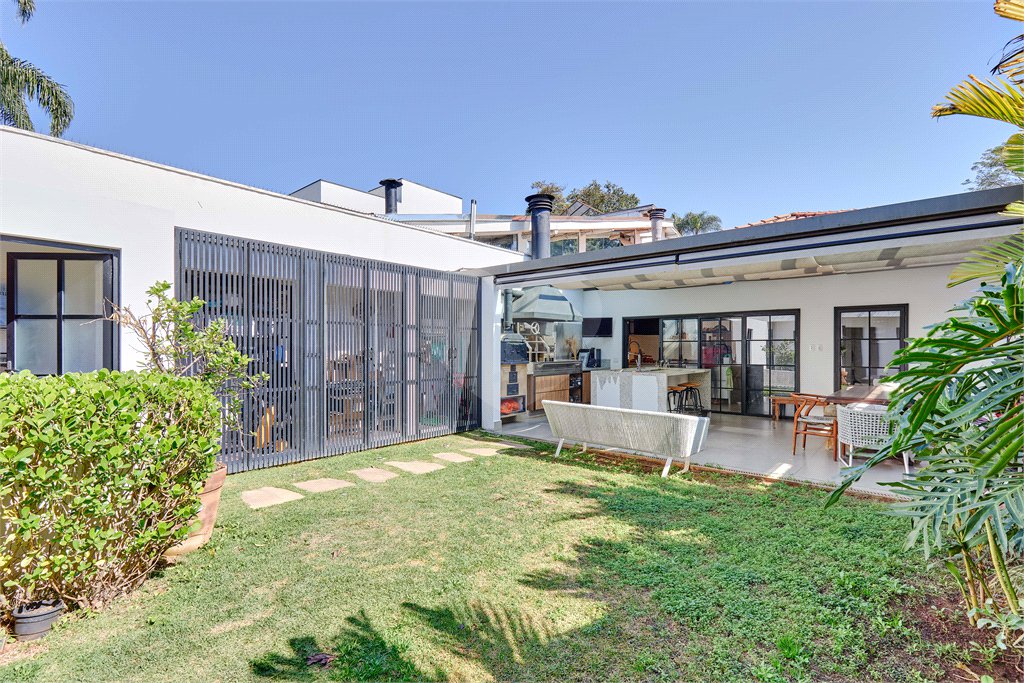 Casa Térrea à venda com 3 suítes em Alto da Boa Vista, São Paulo, SP