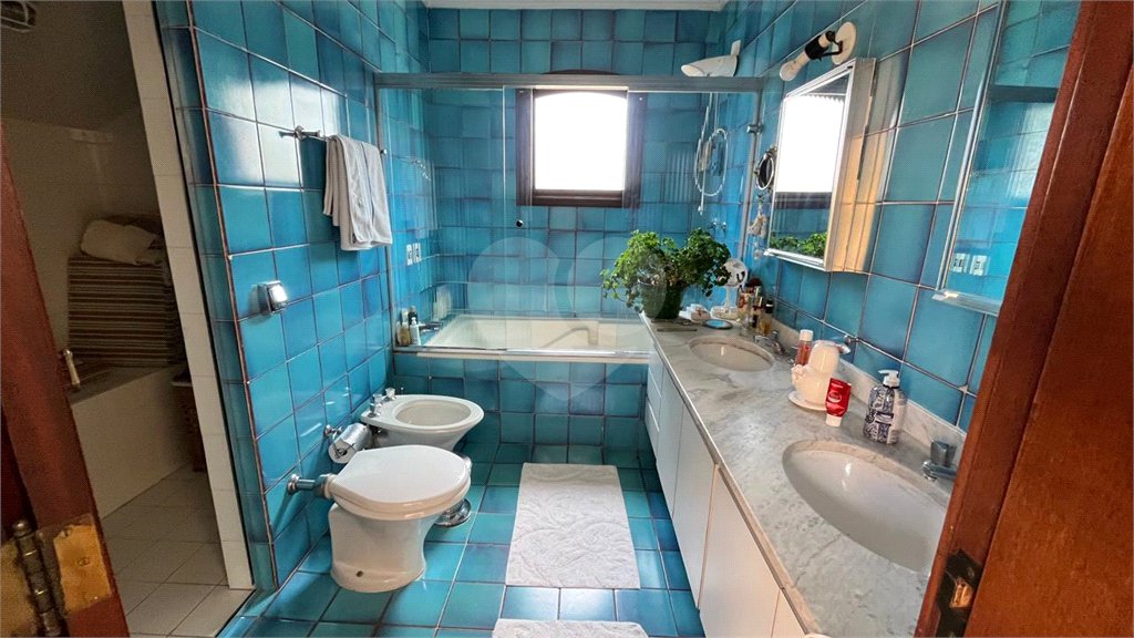 Casa à venda com 4 quartos, sendo 2 suítes, em Lar São Paulo, São Paulo, SP