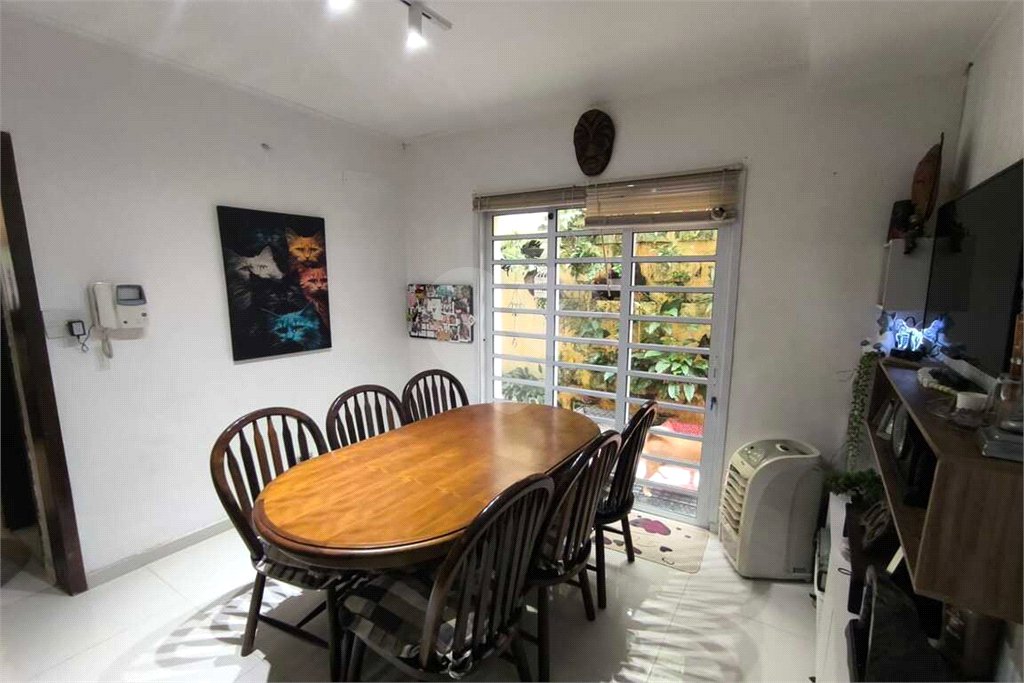 Sobrado à venda com 4 quartos, sendo 1 suíte,  em Vila Cruzeiro, São Paulo, SP