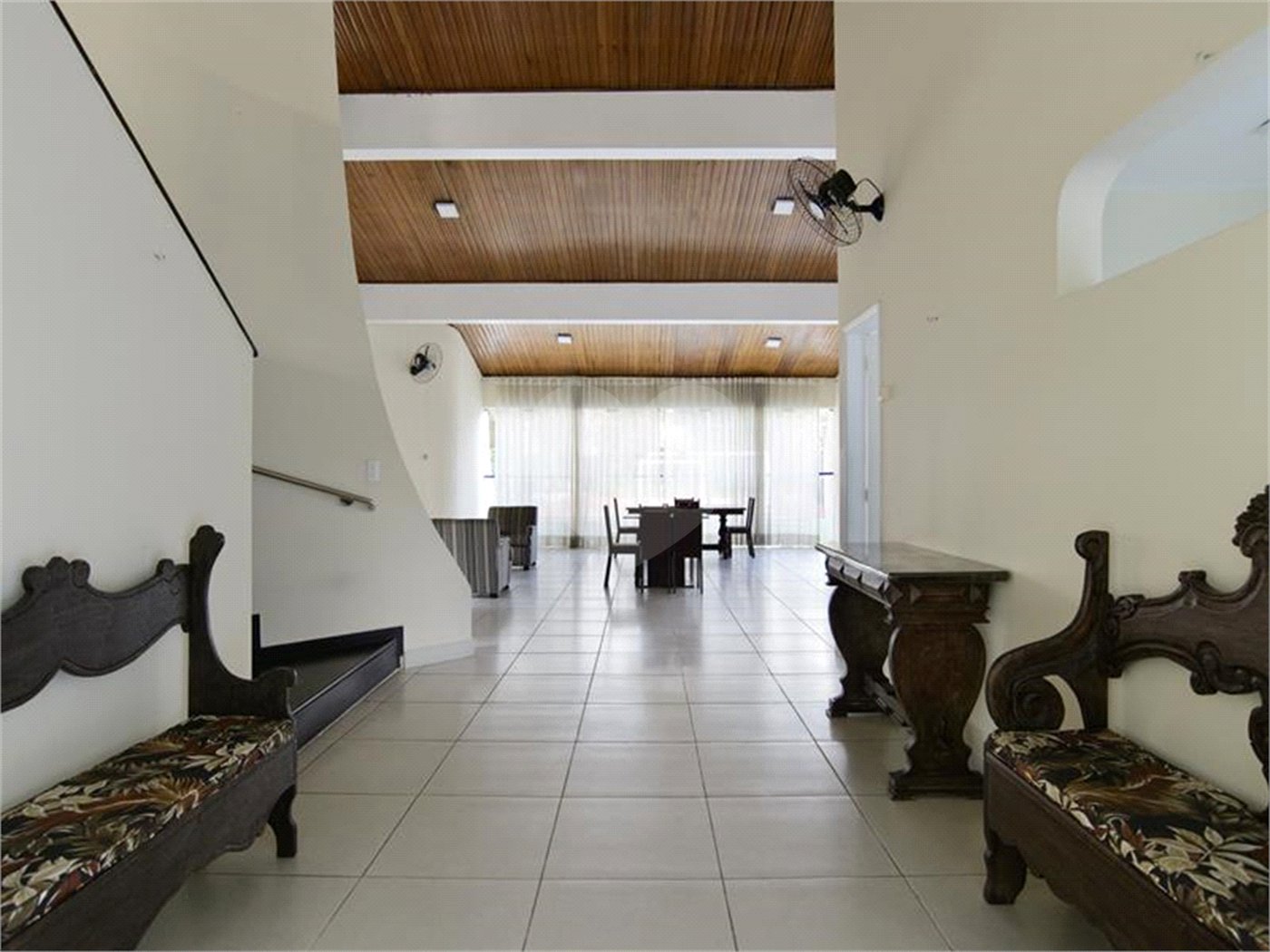 Apartamento à venda com 4 quartos, sendo 2 suítes, em Vila Olímpia, São Paulo, SP