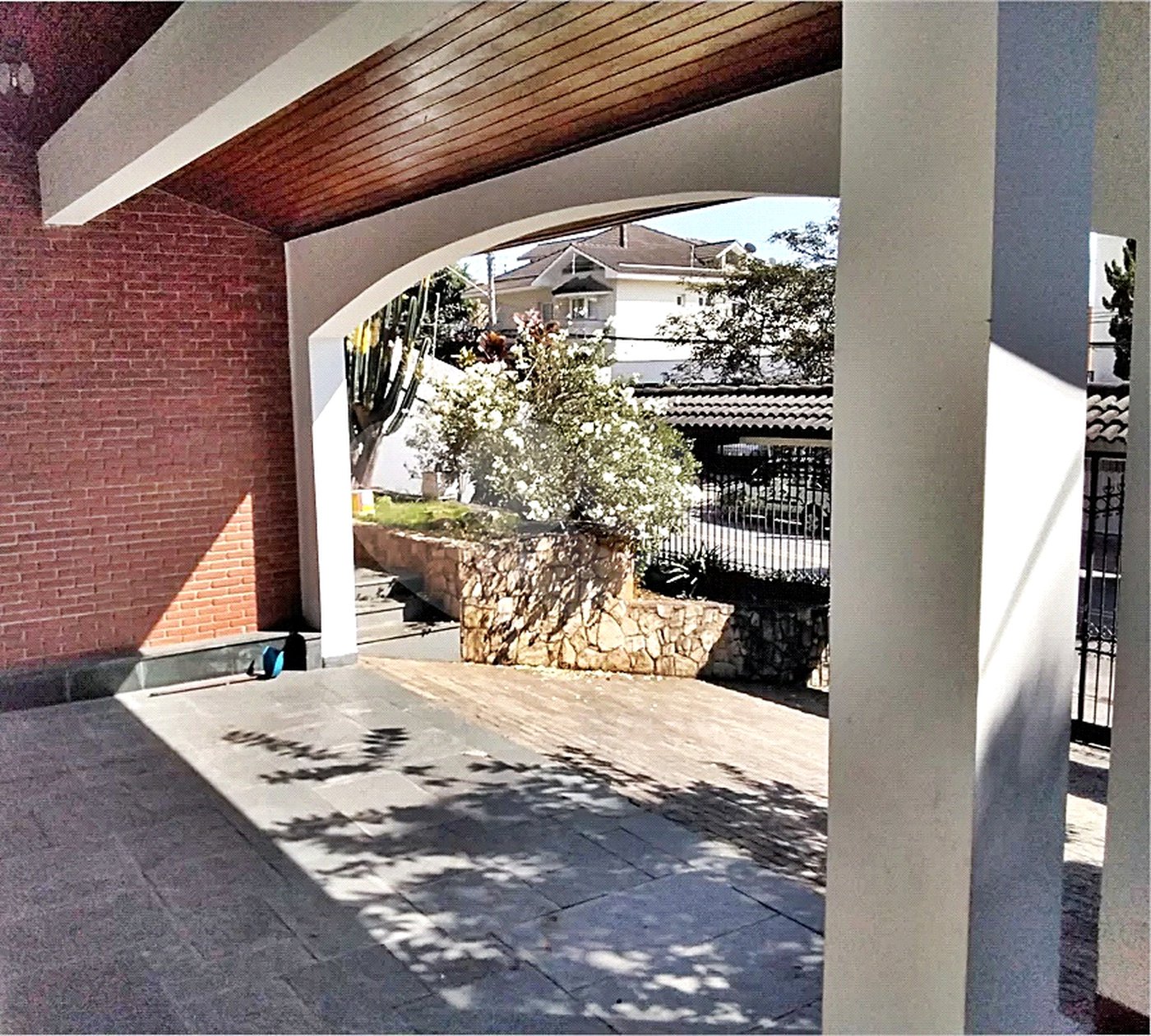 Sobrado à venda com 4 quartos, sendo 2 suítes, em Jardim São Bento, São Paulo, SP