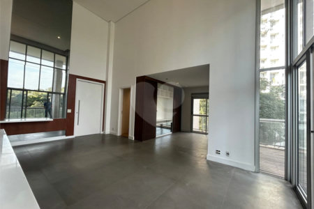 Apartamento à venda com 2 suítes em Parque do Morumbi, São Paulo, SP