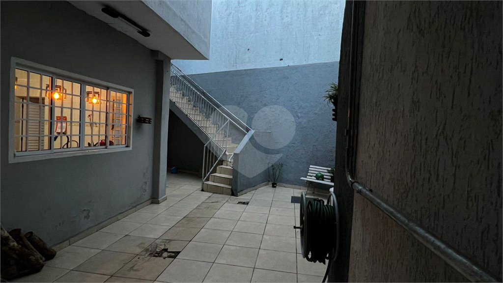 Sobrado à venda com 3 quartos em Cidade Kemel, São Paulo, SP