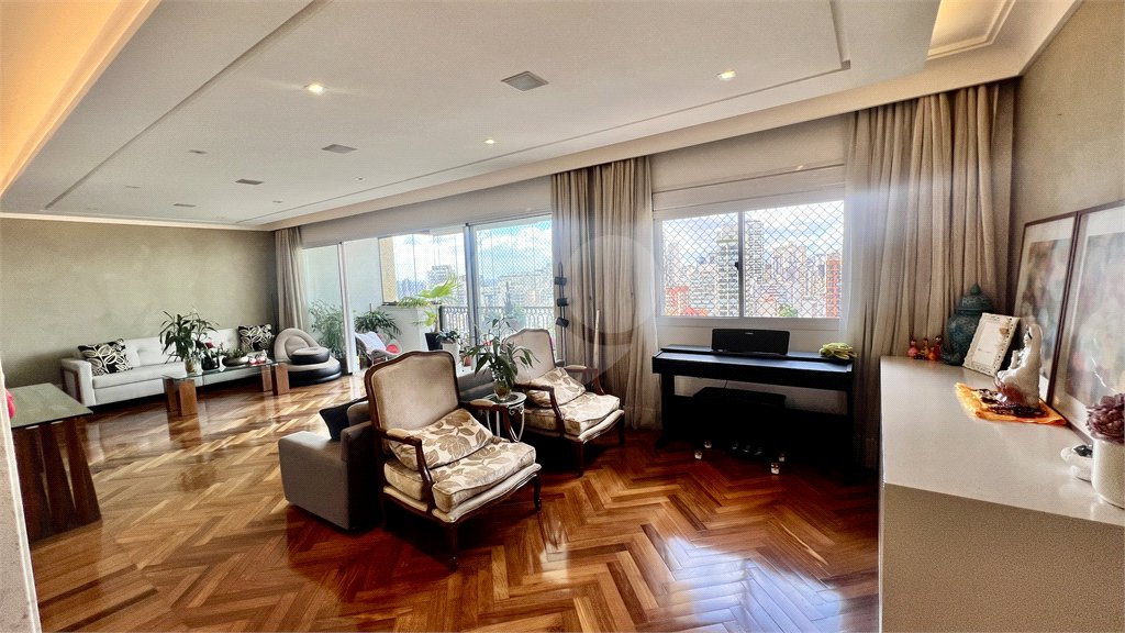 Apartamento à venda com 3 suítes em Perdizes, São Paulo, SP