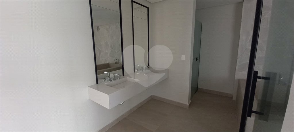 Casa à venda com 5 suítes em Condomínio Residencial Montserrat, São José dos Campos, SP