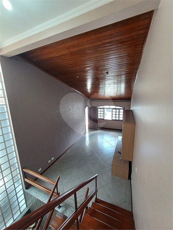 Sobrado à venda com 3 quartos, sendo 1 suíte,  em Jardim Pinheiros, São Paulo, SP
