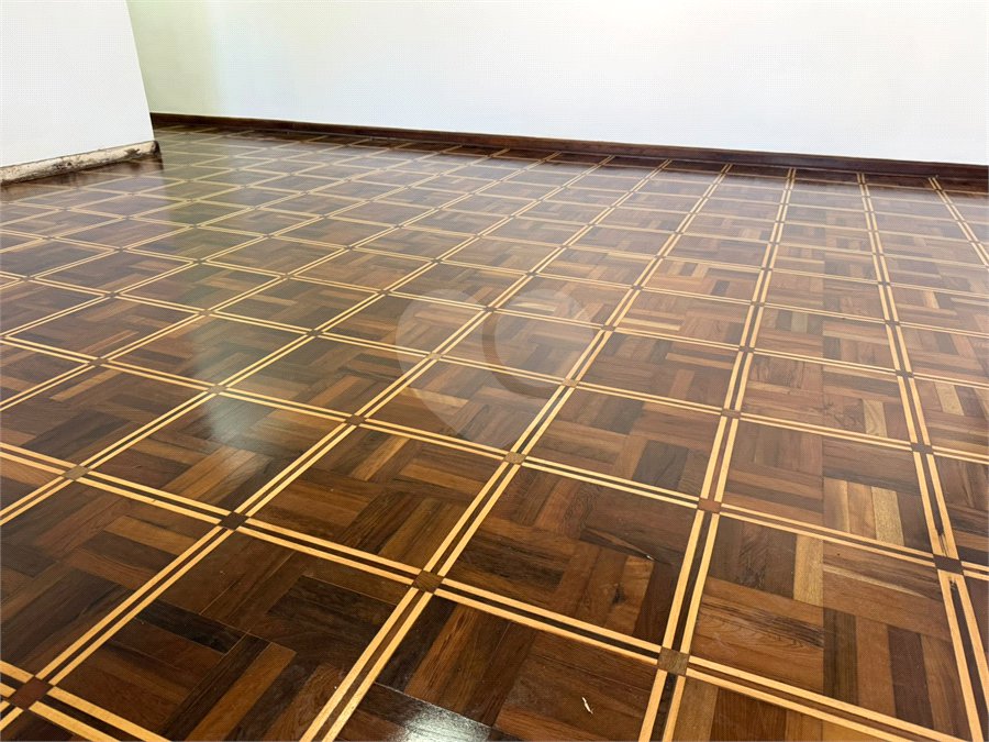 Casa Térrea à venda ou para alugar com 2 suítes em Alvinópolis, Atibaia, SP