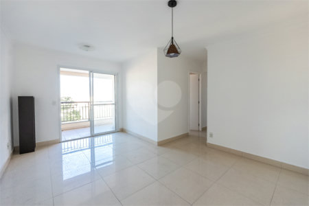 Apartamento à venda com 3 quartos, sendo 1 suíte, em Jardim Parque Morumbi, São Paulo, SP