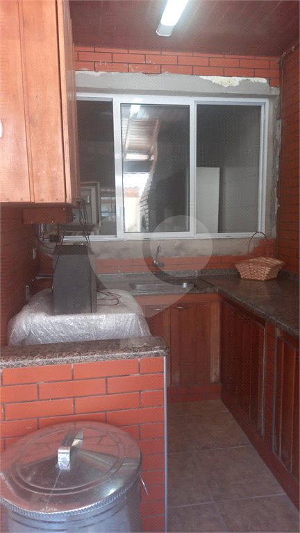Casa à venda com 5 quartos, sendo 2 suítes, em Jardim Santa Clara, Guarulhos, SP