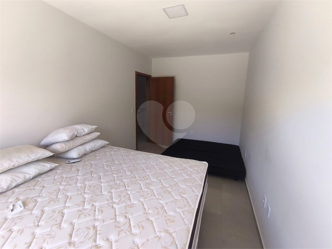 Duplex à venda com 3 quartos, sendo 1 suíte, em Taperapuan, Porto Seguro, BA