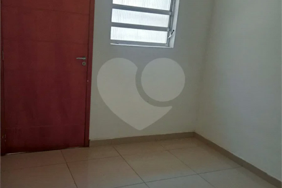 Sobrado à venda com 2 quartos em Tremembé, São Paulo, SP