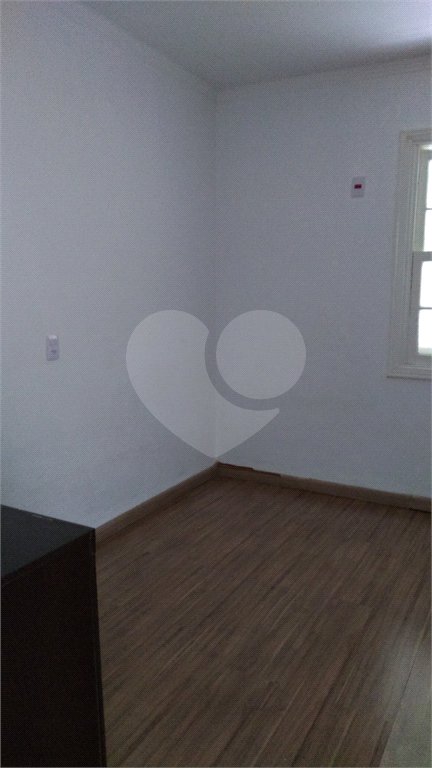 Casa à venda com 3 quartos, sendo 1 suíte, em Vila Mariana, São Paulo, SP