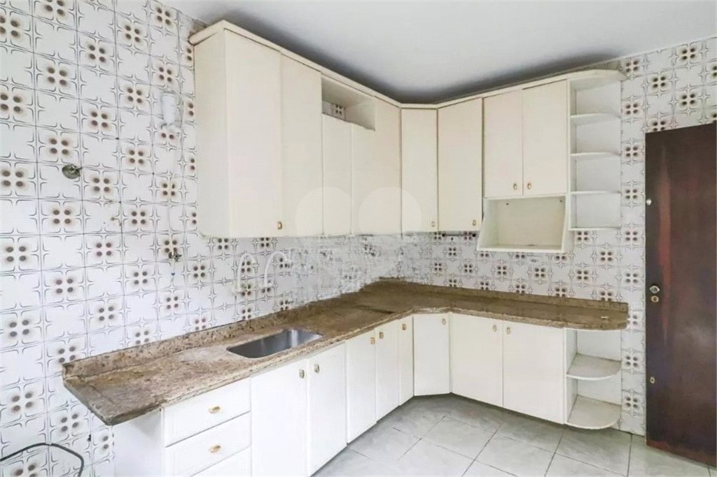 Sobrado à venda com 3 quartos, sendo 1 suíte, em Jardim Bonfiglioli, São Paulo, SP