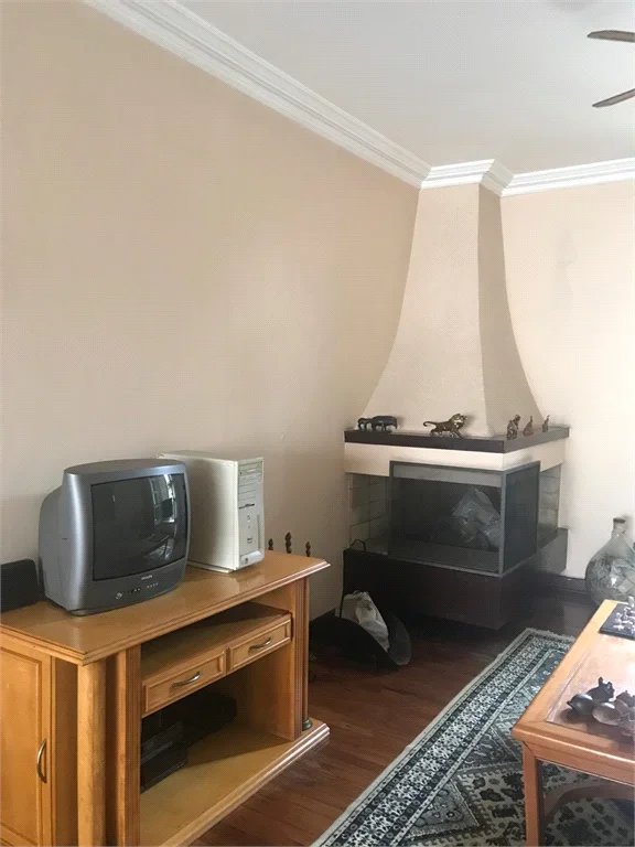 Casa à venda com 4 suítes em Jardim Leonor, São Paulo, SP