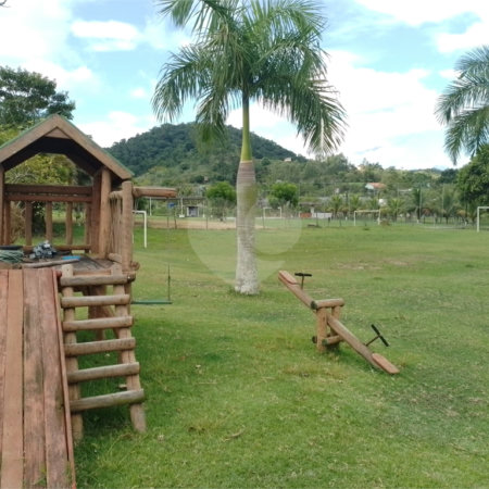 Sítio à venda com 4 quartos, sendo 3 suítes, em Caxito, Maricá, RJ