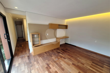 Casa à venda ou para alugar com 4 quartos, sendo 3 suítes, no condomínio Chácara Residencial Santa Maria, Votorantim - SP