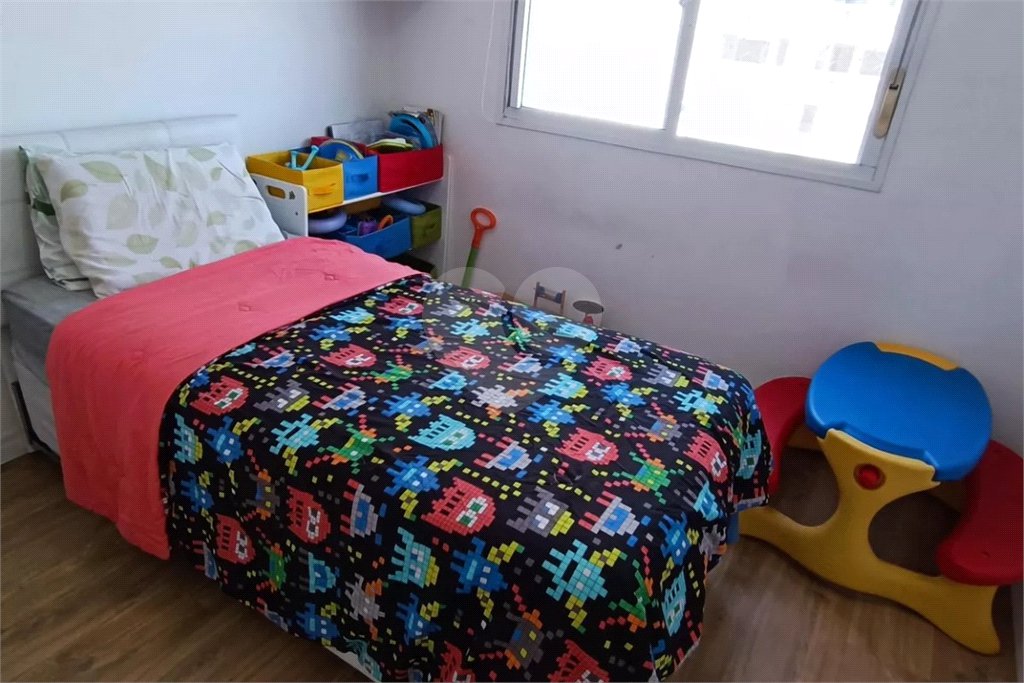 Apartamento à venda com 3 quartos, sendo 1 suíte,  em Jardim Vazani, São Paulo, SP