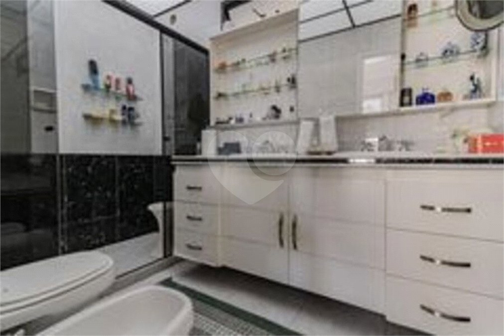 Apartamento à venda com 5 quartos, sendo 1 suíte,  em Copacabana, Rio de Janeiro, RJ