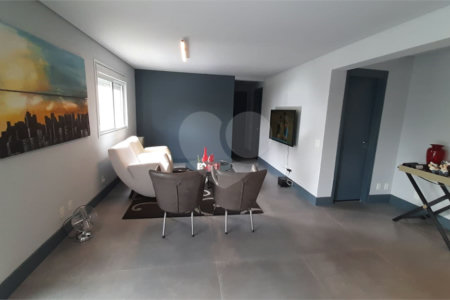 Apartamento à venda com 2 suítes em Jardim Caboré, São Paulo, SP