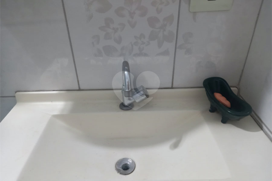Sobrado à venda com 4 quartos, sendo 1 suíte, em Jardim Peri, São Paulo, SP