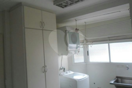 Apartamento à venda com 4 suítes em Campo Belo, São Paulo, SP