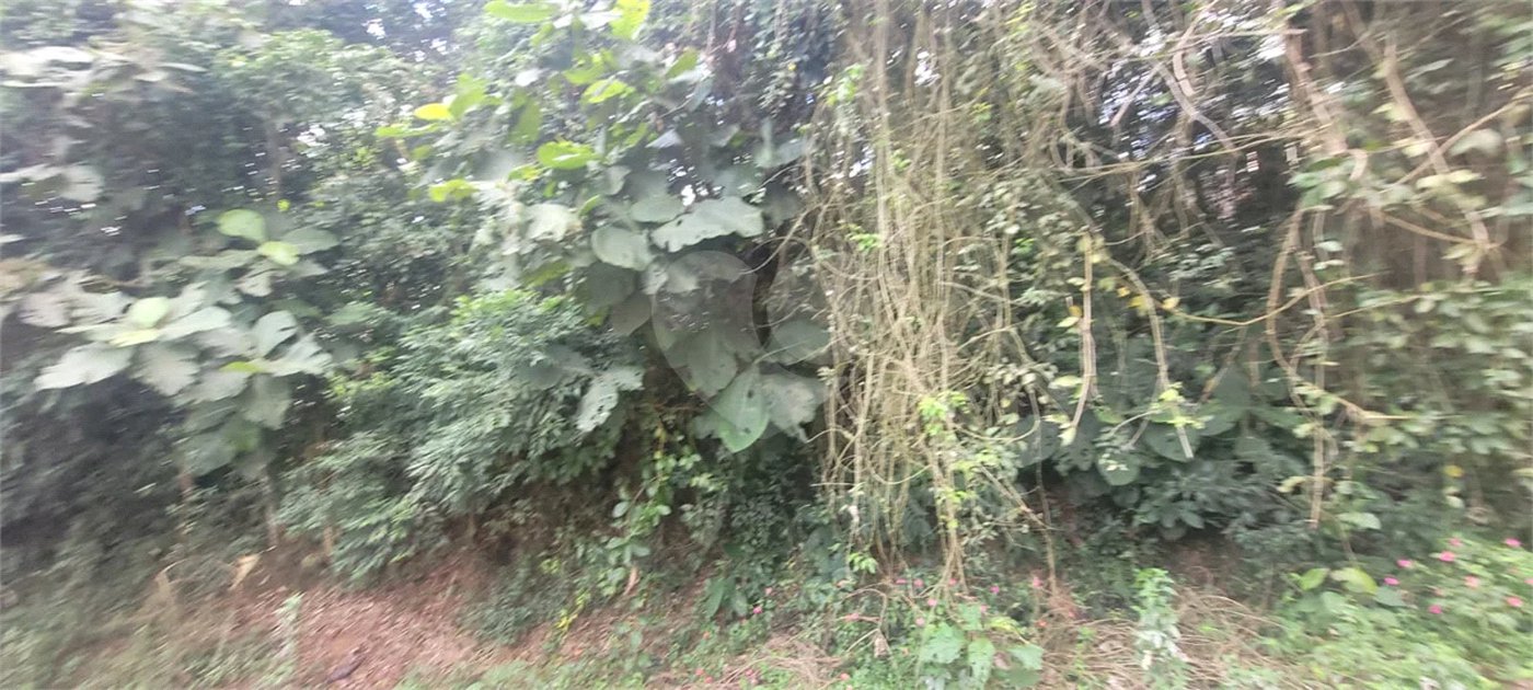 Terreno à venda em Mantiqueira, Mairiporã, SP