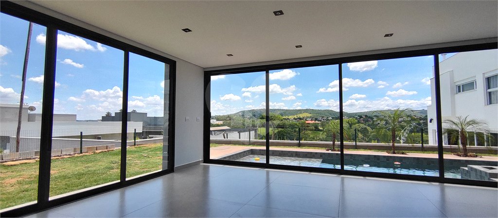 Casa à venda com 4 suítes no condomínio Campos de Santo Antonio II, Itu - SP